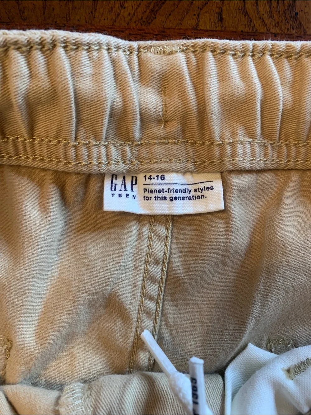 GAP Boys BNWT khaki/Tan Cargo Shorts